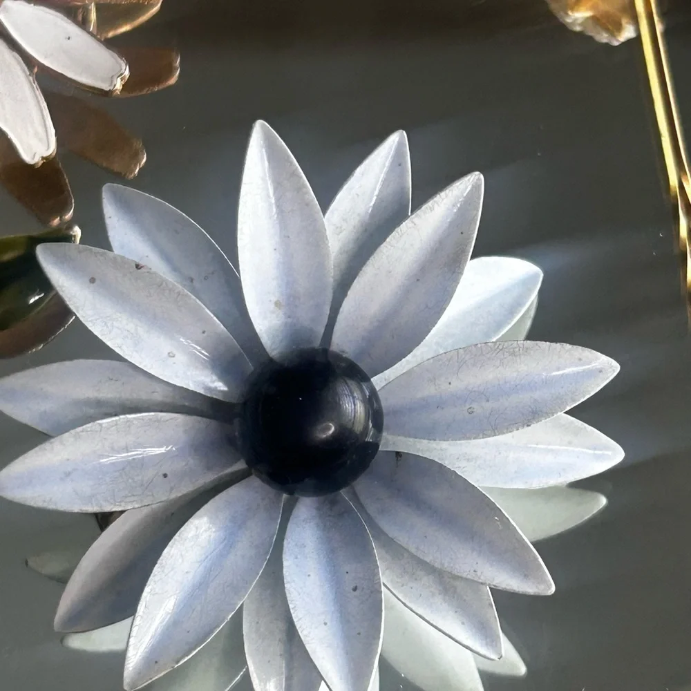 Set of Three Enamel Flower Broaches Pins Vintage Goldtone Daisy White Pearl